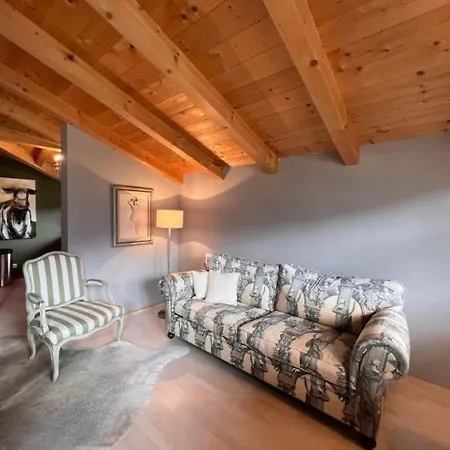 Inventum - Luxury With Stunning Views & Sunlit Balcony All Year-round Apartment